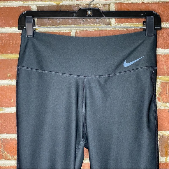 Womens Nike Dri Fit Cropped Leggings Size S - Picture 2 of 8